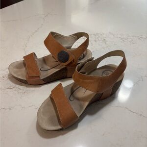 Abeo Tan Sandals with Crossover Straps and Low Heel